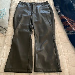 Avec Les Filles faux leather pants. Olive color. Size L. From Anthropologie.